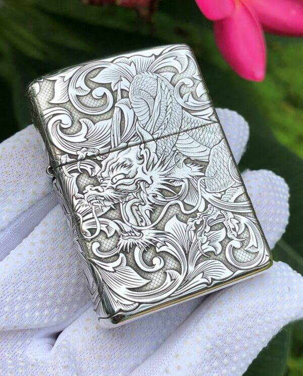 ZippoArmorSterlingSilver5-SidesDragonLighter_10