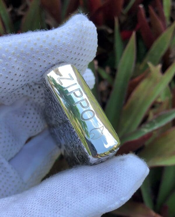 ZippoSterlingSilverArabesqueCross_01