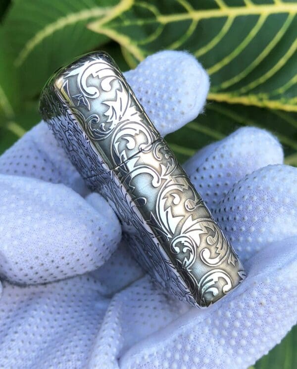 ZippoSterlingSilverArabesqueCross_16