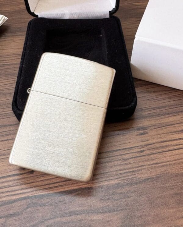 zippo_13silver_12