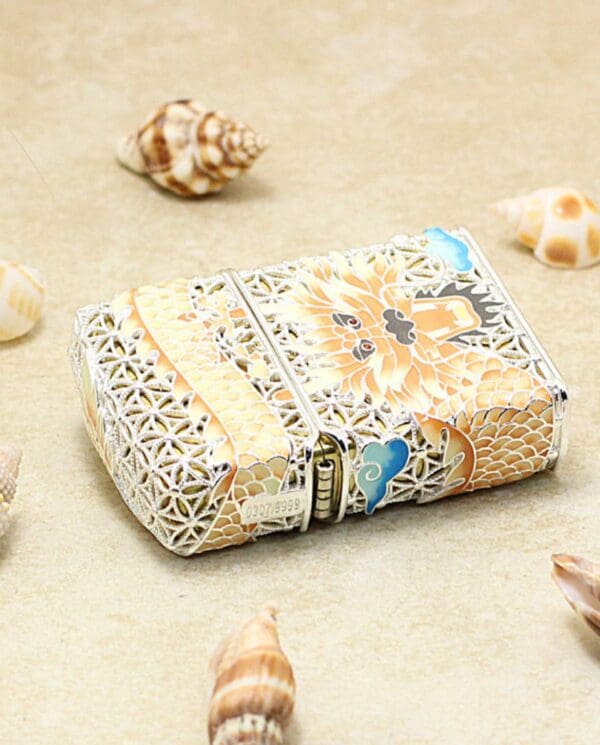 ArtSilverDragonJacketLighter_04