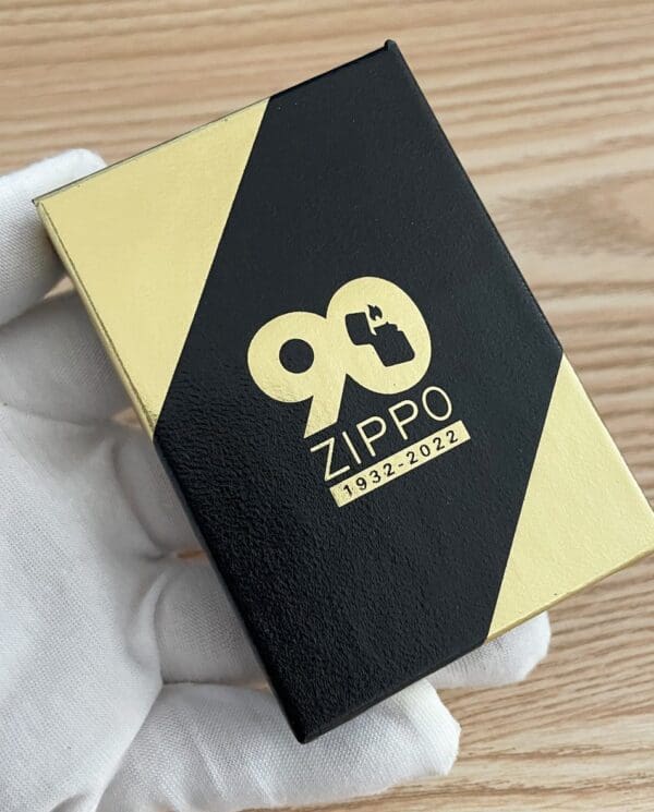 Zippo90thanniversaryregularmodel_08