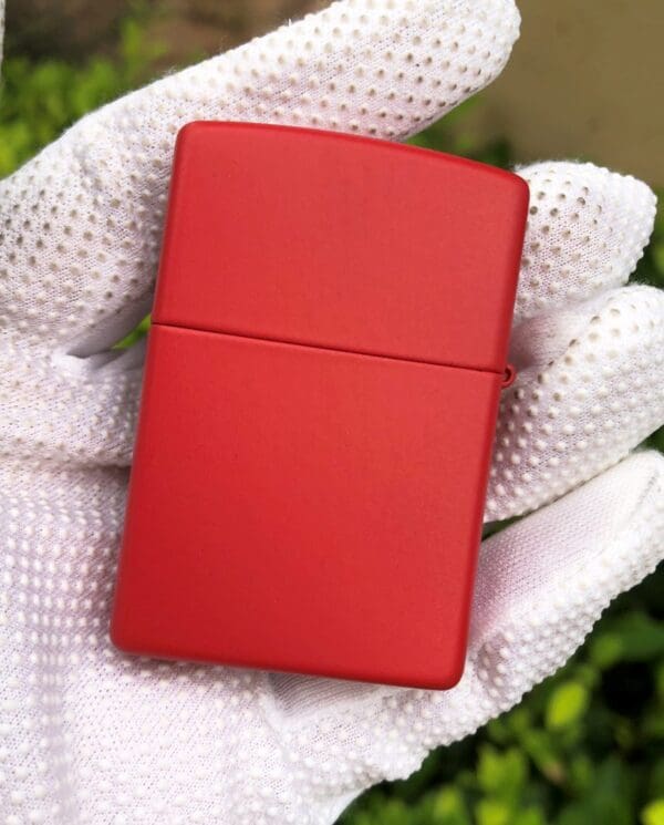 ZippoRedMatteWindyGirlLimitedEdition_04