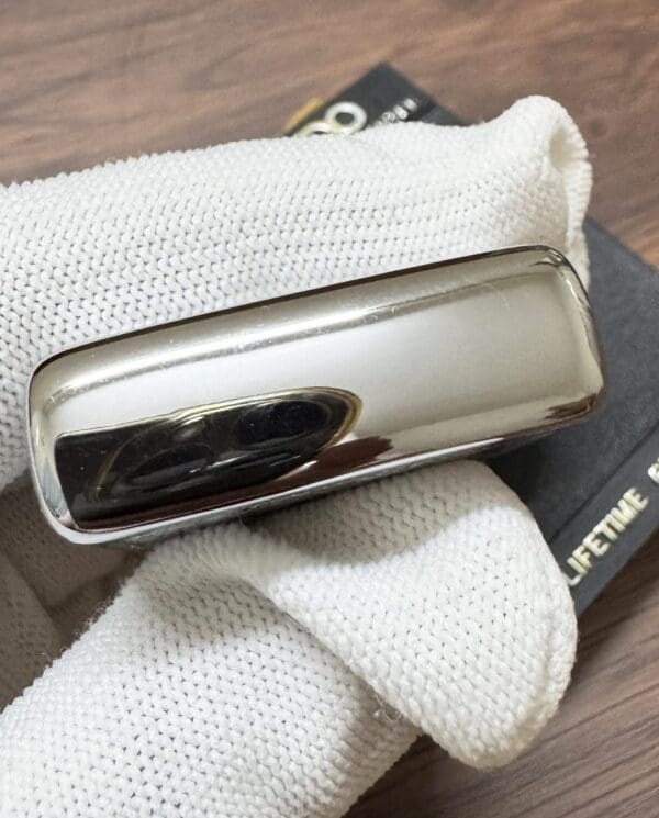 ZippoChromeMarlboro_02