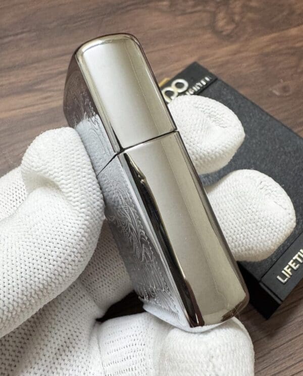 ZippoChromeMarlboro_04